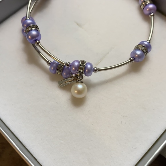 Vantel Pearls bangle bracelet - Picture 3 of 5